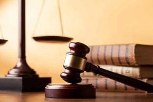 Júri condena homem a 24 anos de prisão por feminicídio em festa familiar 1 | Juristas Júri condena homem a 24 anos de prisão por feminicídio em festa familiar | Juristas