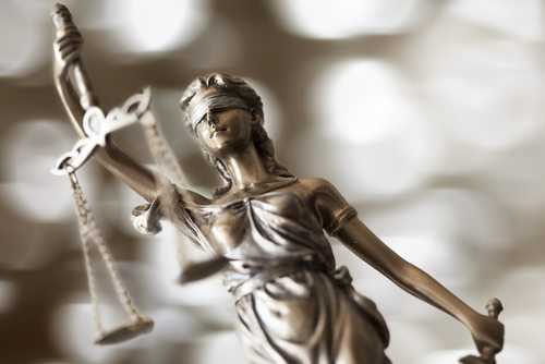 Empresa que tentou vedar acesso de trabalhadora à Justiça é condenada por danos morais | Juristas