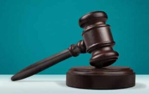CCJ aprova substitutivo que altera regras da gratuidade da Justiça e impõe critérios objetivos de renda no CPC 1 | Juristas Jovem tem direito a hormônio do crescimento gratuito