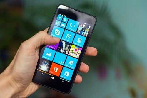 Microsoft Mobile é condenada a indenizar ex-funcionária por dispensa discriminatória