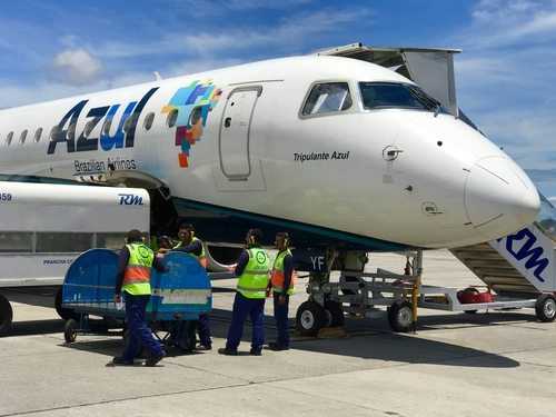Azul Linhas Aéreas é condenada ao pagamento de indenização por cancelamento de voo