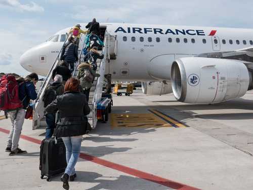 Air France é condenada a pagar multa por extravio de bagagem