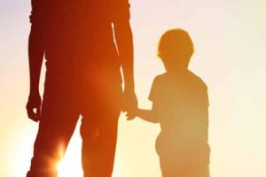 TRF4 garante auxílio-reclusão para filhos de segurado do INSS preso entre 2015 e 2016 | Juristas