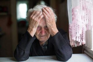 Doença de Parkinson: Justiça garante remédio a idosa de Sena Madureira | Juristas