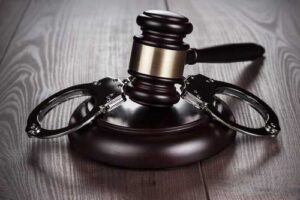 Justiça nega pedido de habeas corpus e mantém preso vereador de Santa Rita | Juristas