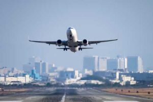 Câmara aprova MP que flexibiliza pagamento de outorga de aeroportos | Juristas