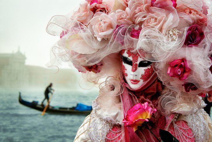Carnaval de Veneza - Créditos: shahramazizi / iStock