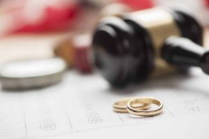 Empresário Thiago Brennand e advogada de defesa anunciam casamento a ser realizado por procuração 1 | Juristas casamento