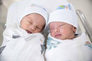 licença-maternidade gêmeos