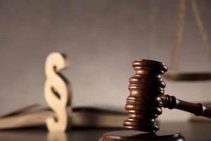 Justiça Federal não reconhece dano moral em demora de fila bancária | Juristas