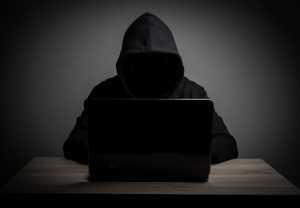Hackers são condenados por falsificação de documento público | Juristas