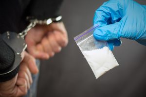 Justiça federal mantém prisão preventiva de acusado de tráfico transnacional de drogas | Juristas