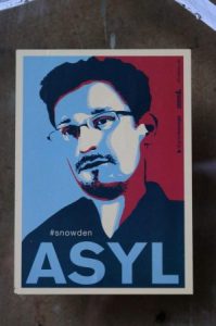 Putin concede cidadania russa para Edward Snowden | Juristas