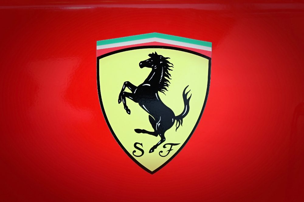 Ferrari - Empresa de Carros de Luxos da Itália