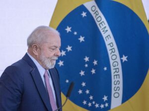 Fernando Haddad anuncia alternativa à desoneração da folha de pagamentos vetada por Lula | Juristas