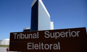 TSE e TREs oferecem serviços on-line para eleitor consultar e quitar multas eleitorais | Juristas