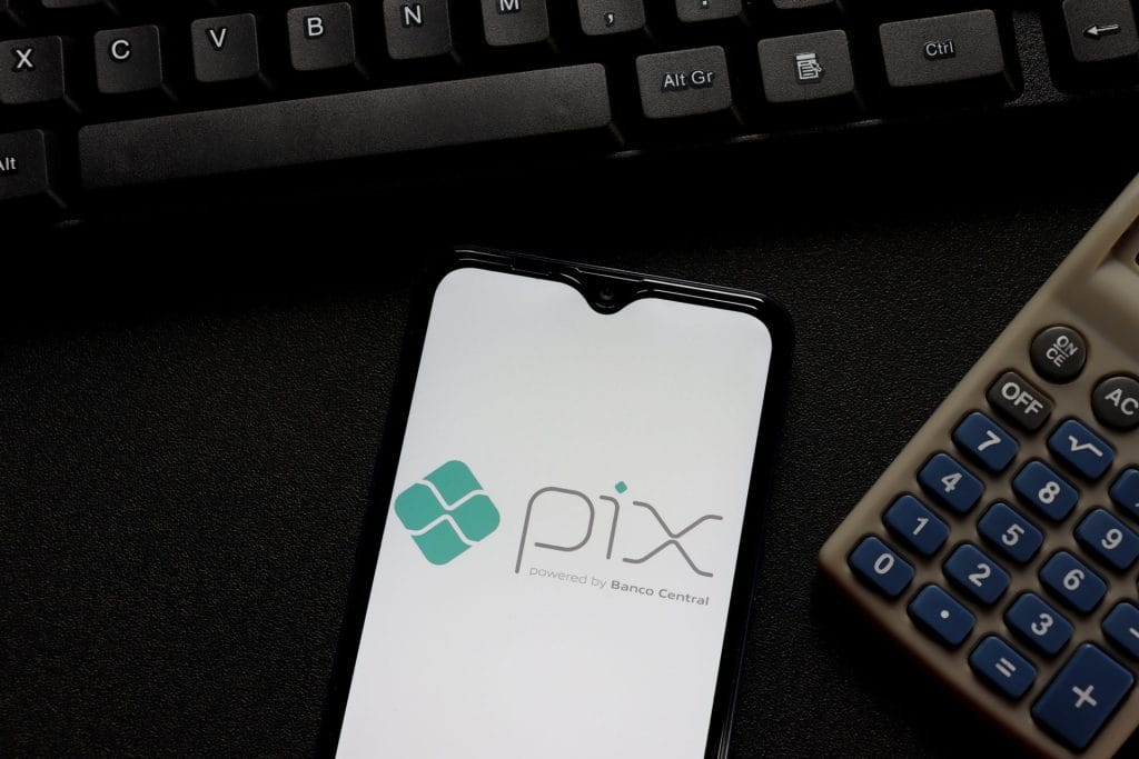 Modelo de petição de ação de reparação a título de danos morais e materiais por ser vítima de fraude via PIX 2 | Juristas Fraude com Pix