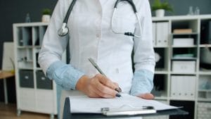 TJ-SP mantém condenação de ex-servidor que usou atestados médicos falsos para justificar faltas | Juristas